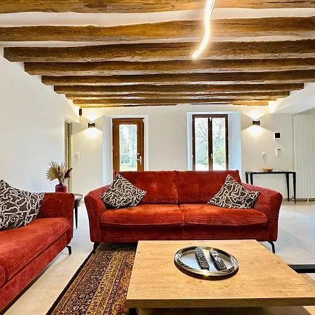 Relais Du Gibet, 10 Min From Disneyland Jossigny