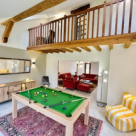 Relais Du Gibet, 10 Min From Disneyland Jossigny